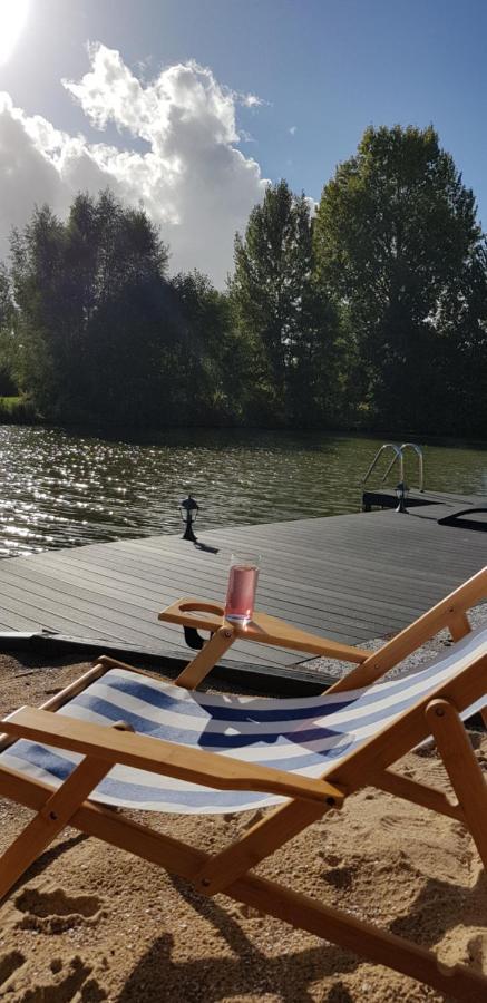 Carafun Aan Het Water Ooltgensplaat Villa Eksteriør billede