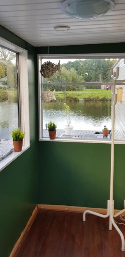 Carafun Aan Het Water Ooltgensplaat Villa Eksteriør billede