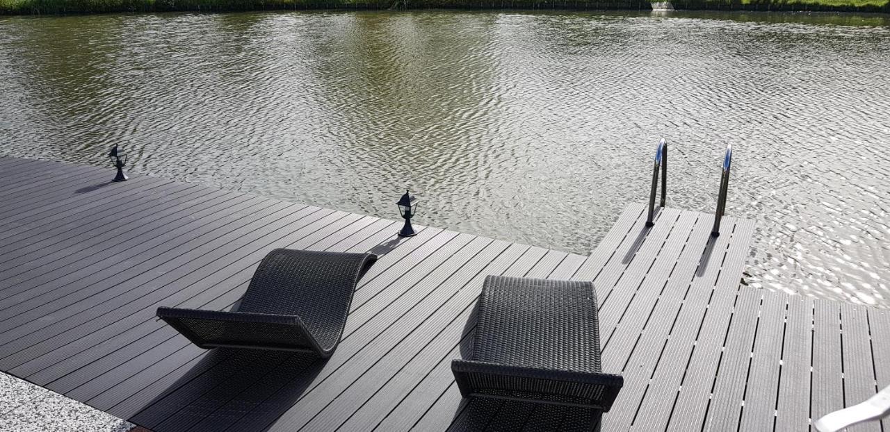 Carafun Aan Het Water Ooltgensplaat Villa Eksteriør billede